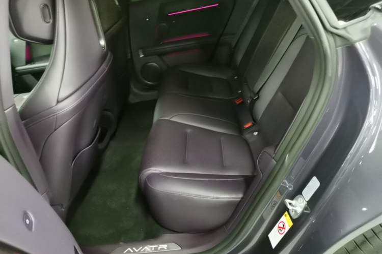 Used Avatr 06 2025 Ultra Pure Electric Edition Left Rear Seat