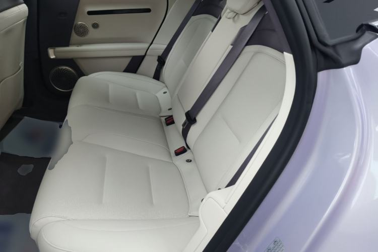 Used Avatr 06 2025 Max Extended-Range Edition Left Rear Seat