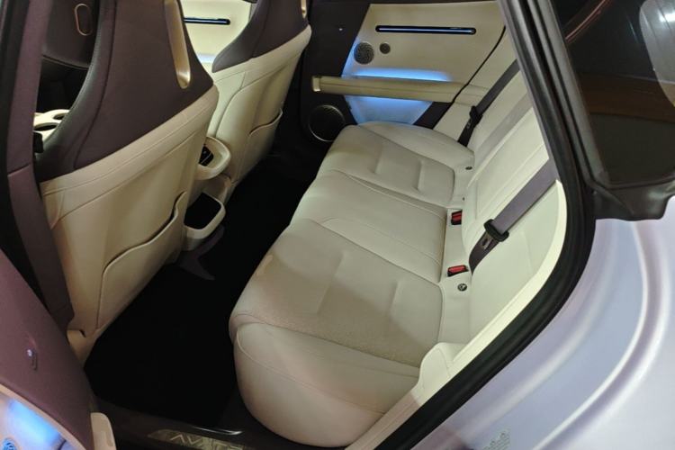 Used Avatr 06 2025 Pro Range-Extended Edition Left Rear Seat