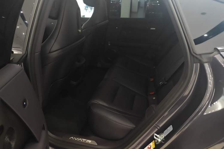 Used Avatr 06 2025 Ultra Pure Electric Edition Left Rear Seat