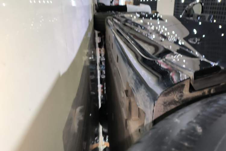 Used Avatr 06 2025 Ultra Pure Electric Edition Left Side Sill