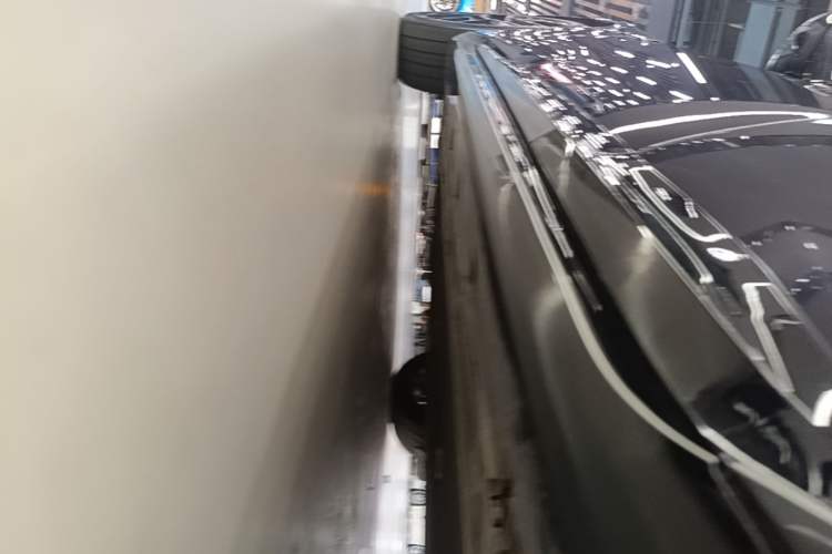 Used Avatr 06 2025 Ultra Pure Electric Edition Left Side Sill