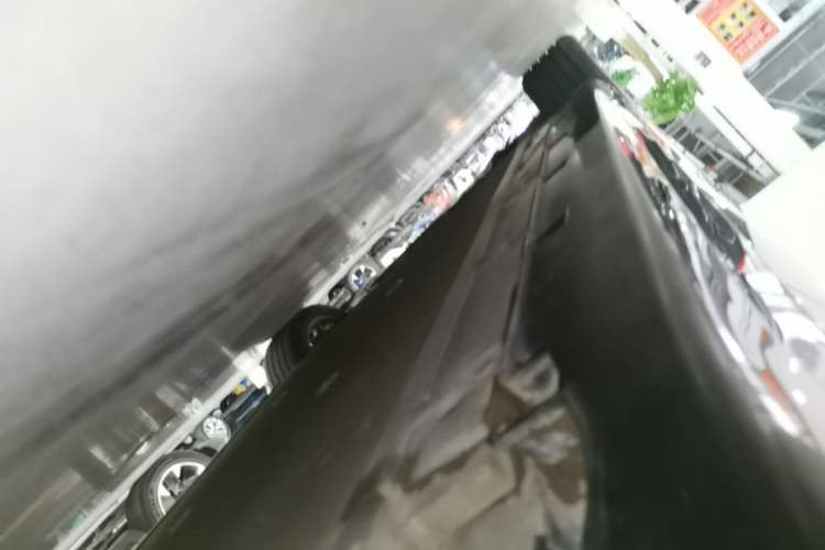 Used Avatr 06 2025 Ultra Pure Electric Edition Left Side Sill