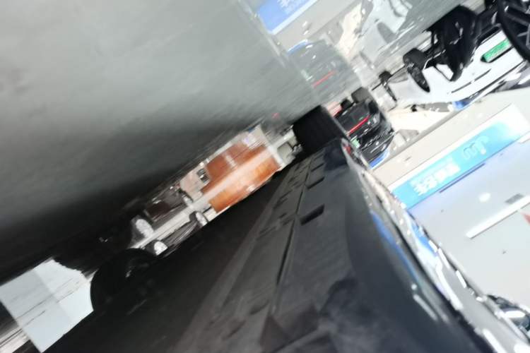 Used Avatr 06 2025 Ultra Pure Electric Edition Left Side Sill