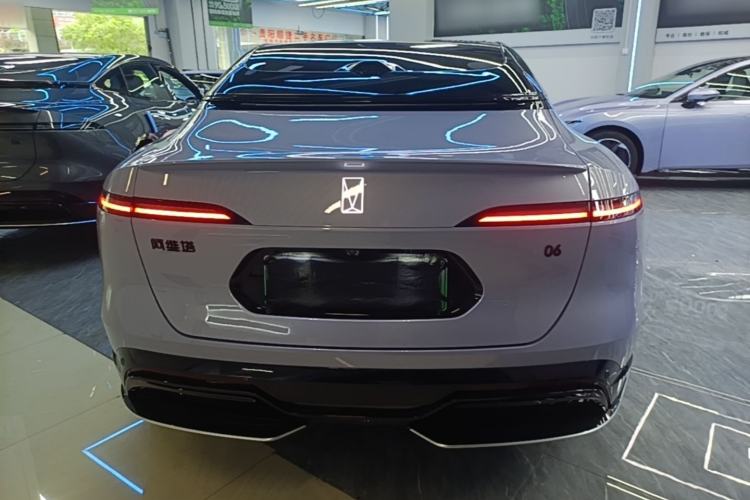 Used Avatr 06  Rear