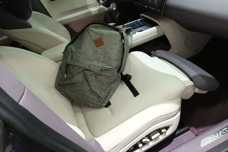 Used Avatr 06 2025 Pro Range-Extended Edition Right Front Seat
