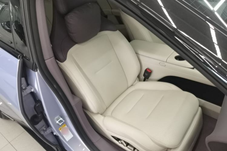 Used Avatr 06 2025 Max All-Electric Version Right Front Seat