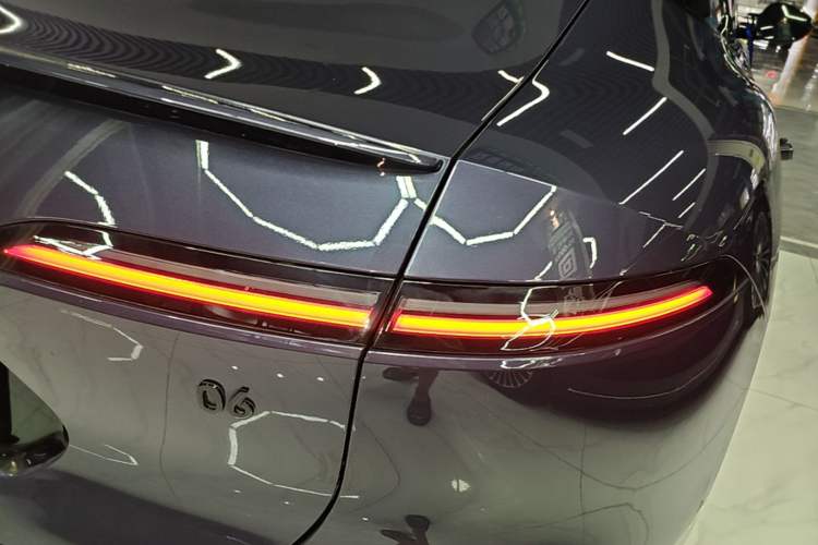 Used Avatr 06 2025 Ultra Pure Electric Edition Right Rear Taillight