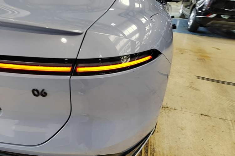 Used Avatr 06 2025 Pro Range-Extended Edition Right Rear Taillight