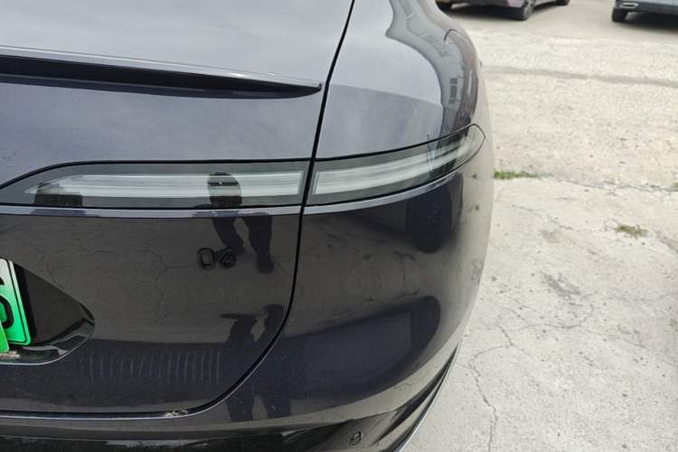 Used Avatr 06 2025 Pro Range-Extended Edition Right Rear Taillight
