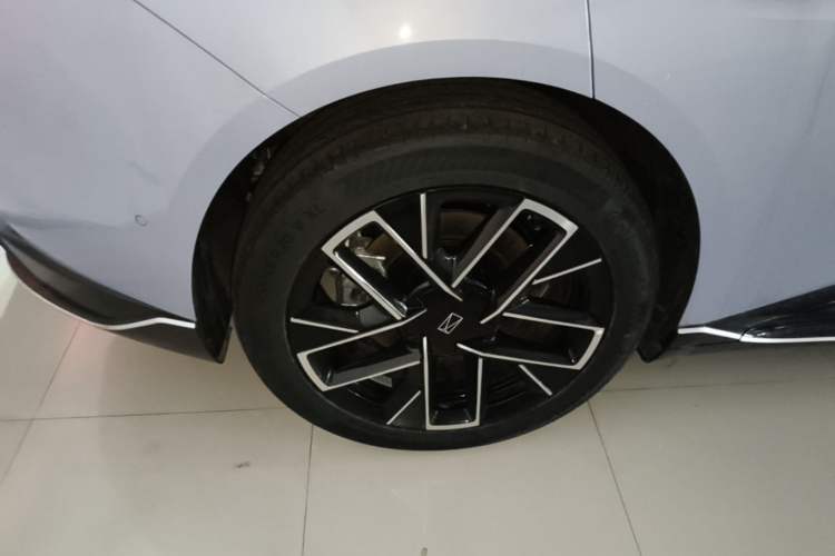Used Avatr 06  Right Rear Wheel Hub