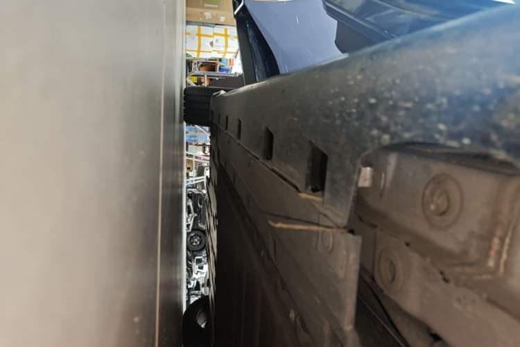 Used Avatr 06 2025 Pro Range-Extended Edition Right Side Sill