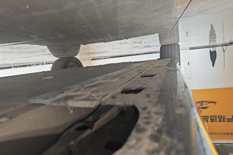 Used Avatr 06 2025 Ultra Pure Electric Edition Right Side Sill