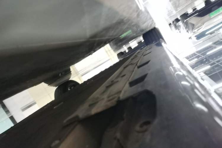 Used Avatr 06 2025 Ultra Pure Electric Edition Right Side Sill