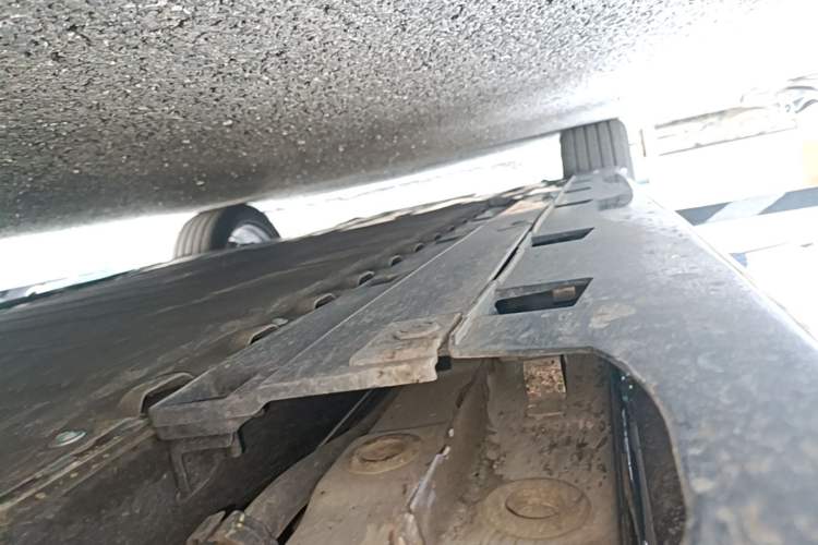 Used Avatr 06 2025 Max Extended-Range Edition Right Side Sill