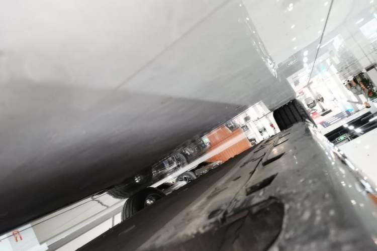 Used Avatr 06 2025 Ultra Pure Electric Edition Right Side Sill