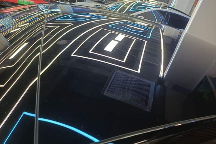 Used Avatr 06  Roof