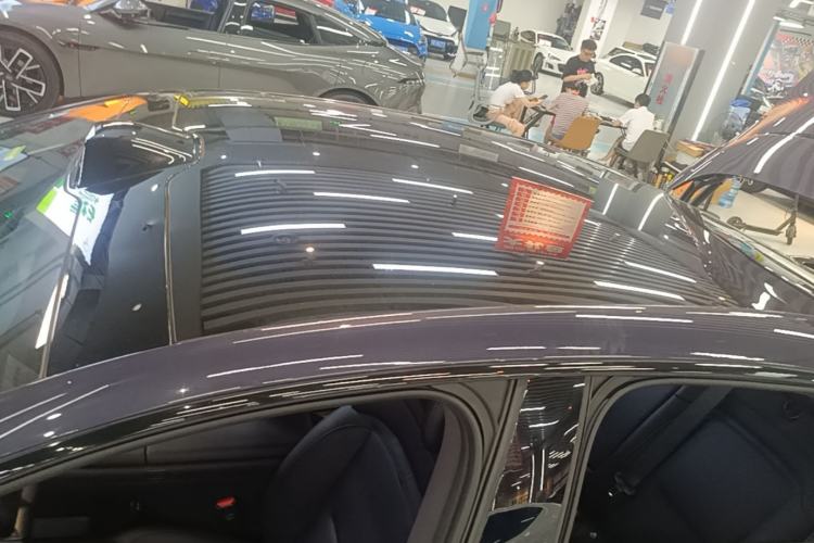 Used Avatr 06 2025 Ultra Pure Electric Edition Roof