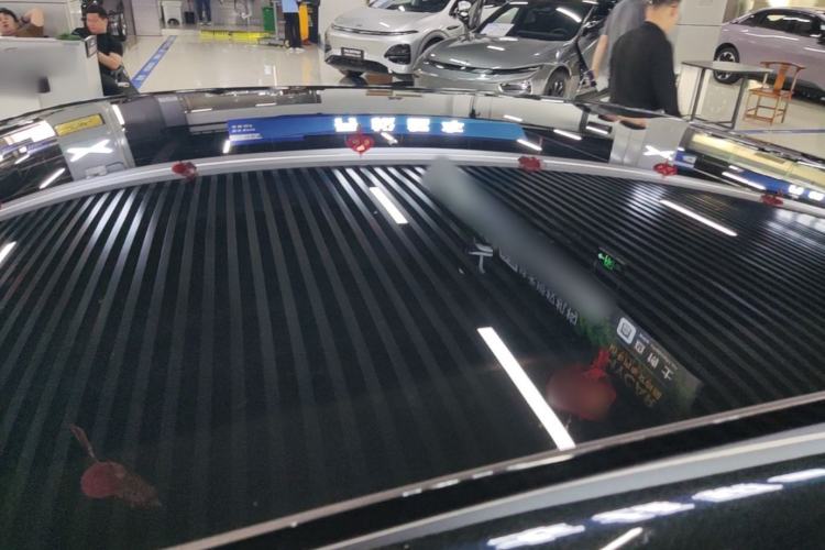 Used Avatr 06 2025 Pro Range-Extended Edition Roof