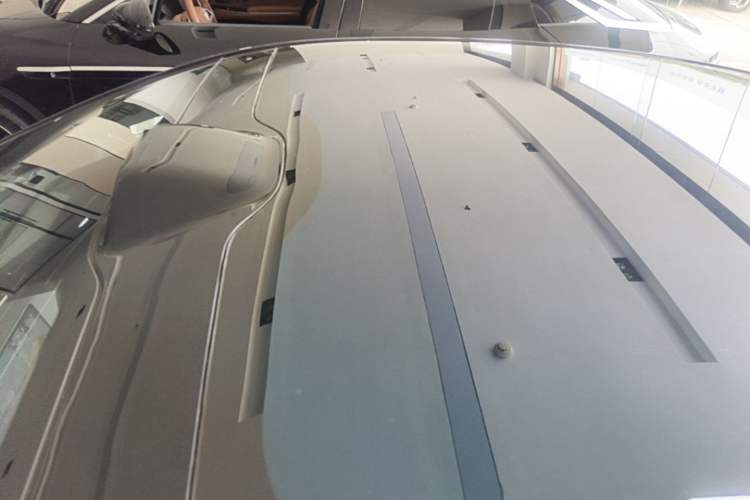 Used Avatr 06 2025 Ultra Pure Electric Edition Roof
