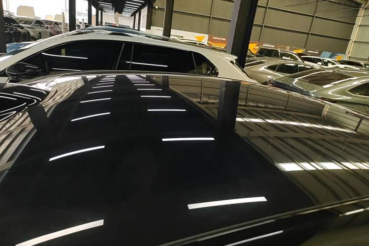 Used Avatr 06 2025 Ultra Pure Electric Edition Roof