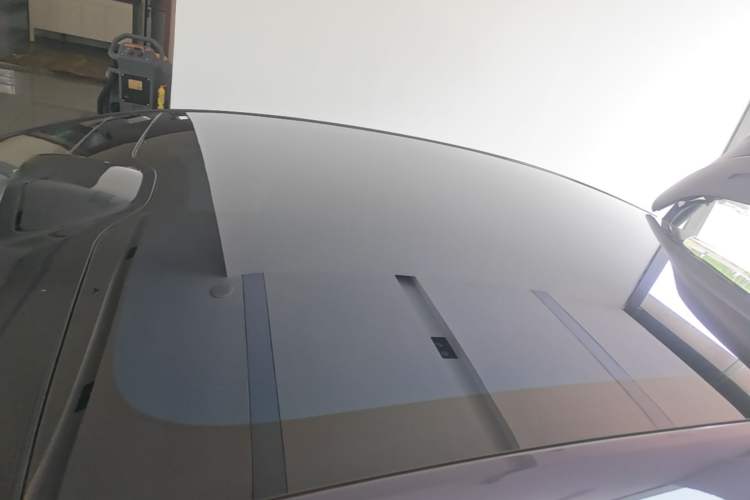 Used Avatr 06 2025 Ultra Pure Electric Edition Roof