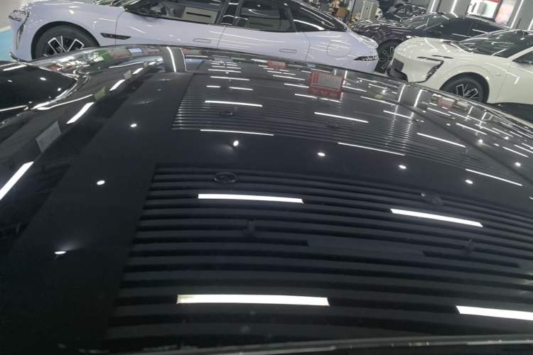 Used Avatr 06 2025 Ultra Pure Electric Edition Roof