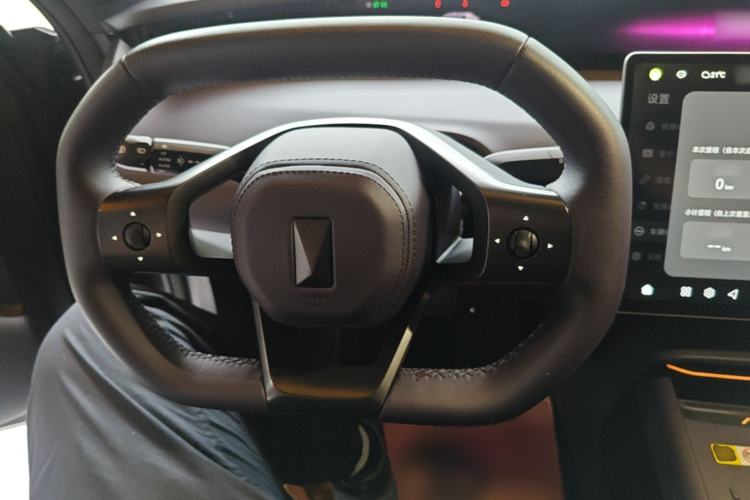 Used Avatr 06 2025 Ultra Pure Electric Edition Steering Wheel