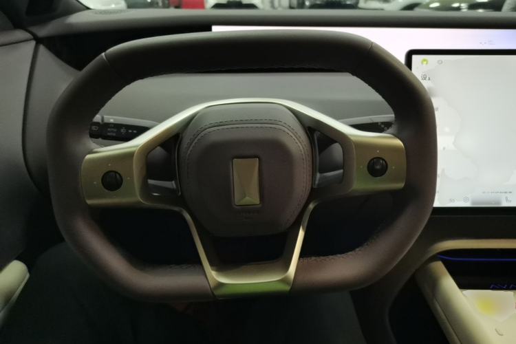 Used Avatr 06 2025 Pro Range-Extended Edition Steering Wheel