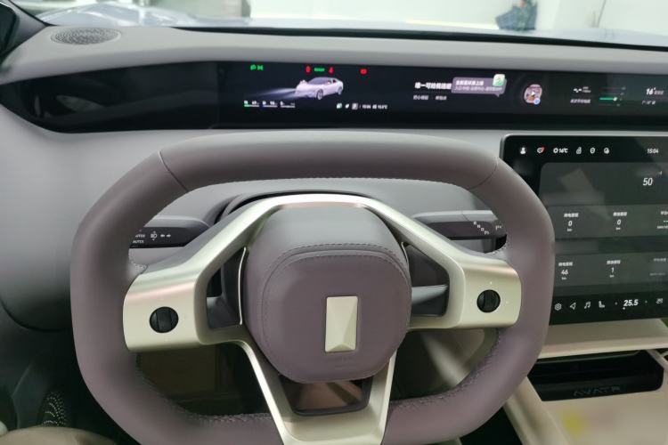 Used Avatr 06 2025 Pro Range-Extended Edition Steering Wheel