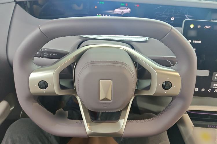 Used Avatr 06 2025 Pro Range-Extended Edition Steering Wheel