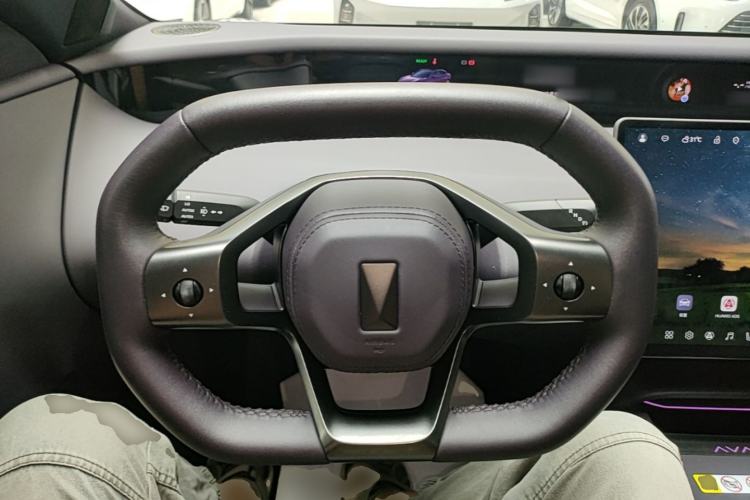 Used Avatr 06 2025 Ultra Pure Electric Edition Steering Wheel