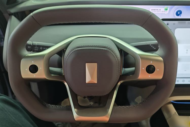 Used Avatr 06 2025 Pro Range-Extended Edition Steering Wheel