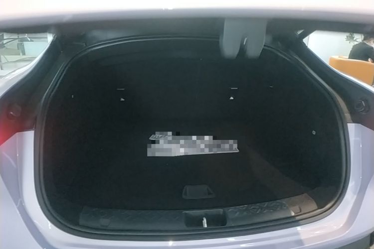 Used Avatr 06 2025 Pro Range-Extended Edition Trunk