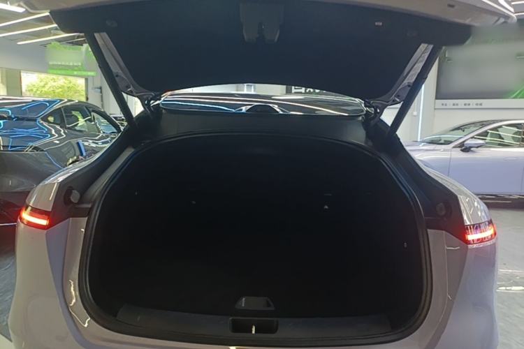 Used Avatr 06  Trunk