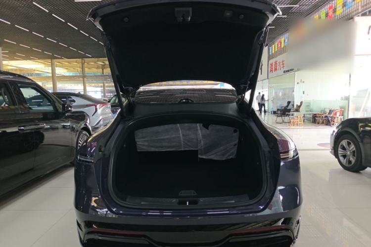 Used Avatr 06 2025 Pro Range-Extended Edition Trunk