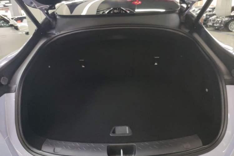 Used Avatr 06 2025 Pro Range-Extended Edition Trunk
