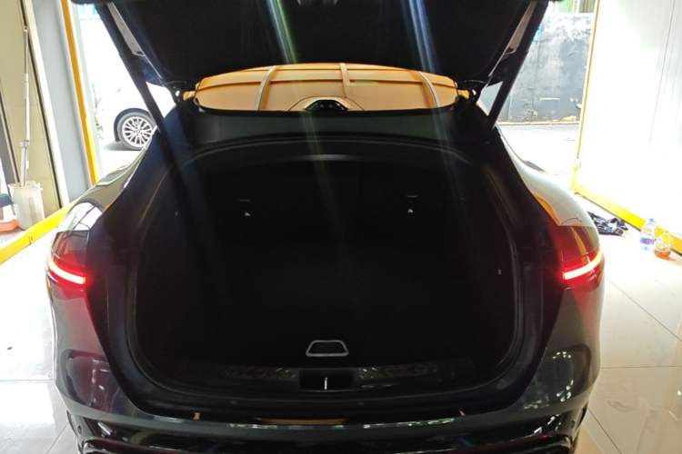 Used Avatr 06 2025 Ultra Pure Electric Edition Trunk