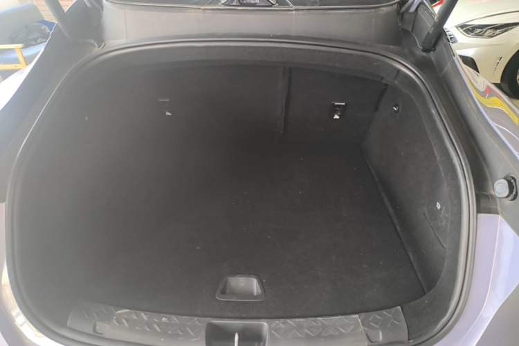 Used Avatr 06 2025 Pro Range-Extended Edition Trunk