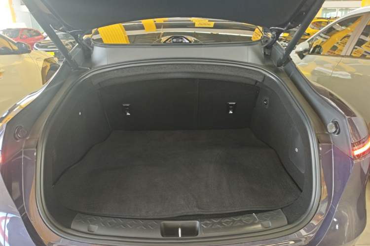 Used Avatr 06 2025 Ultra Pure Electric Edition Trunk