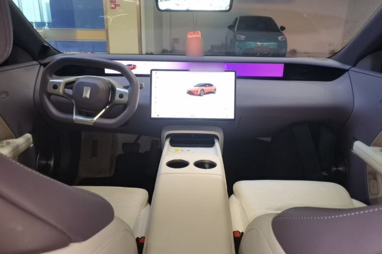 Used Avatr 06 2025 Pro Range-Extended Edition Center Console