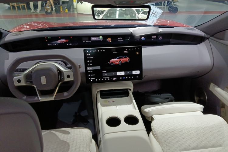 Used Avatr 06 2025 Pro Range-Extended Edition Center Console