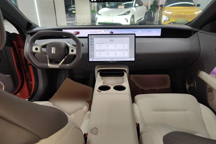 Used Avatr 06 2025 Pro Range-Extended Edition Center Console