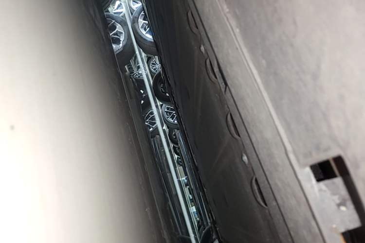 Used Avatr 06 2025 Pro Range-Extended Edition Chassis Front Right