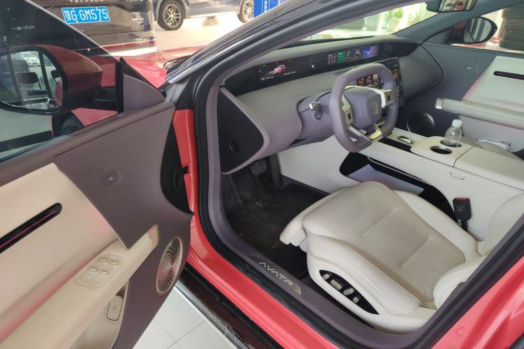 Used Avatr 06  Driver Seat