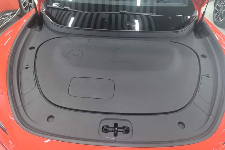 Used Avatr 06  Engine Bay