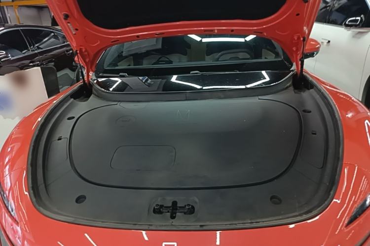 Used Avatr 06 2025 Pro Range-Extended Edition Engine Bay