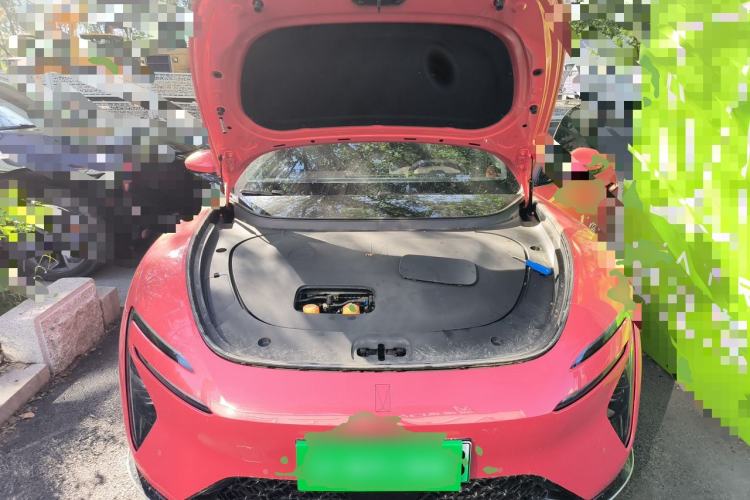 Used Avatr 06 2025 Pro Range-Extended Edition Engine Bay