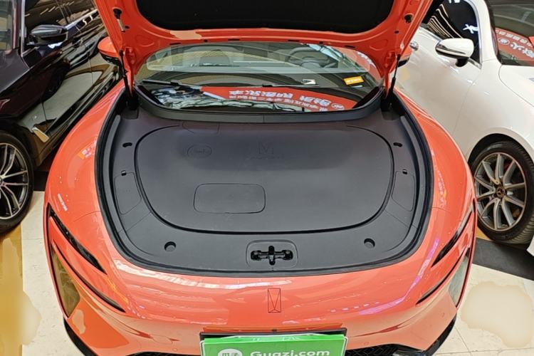 Used Avatr 06 2025 Pro Range-Extended Edition Engine Bay