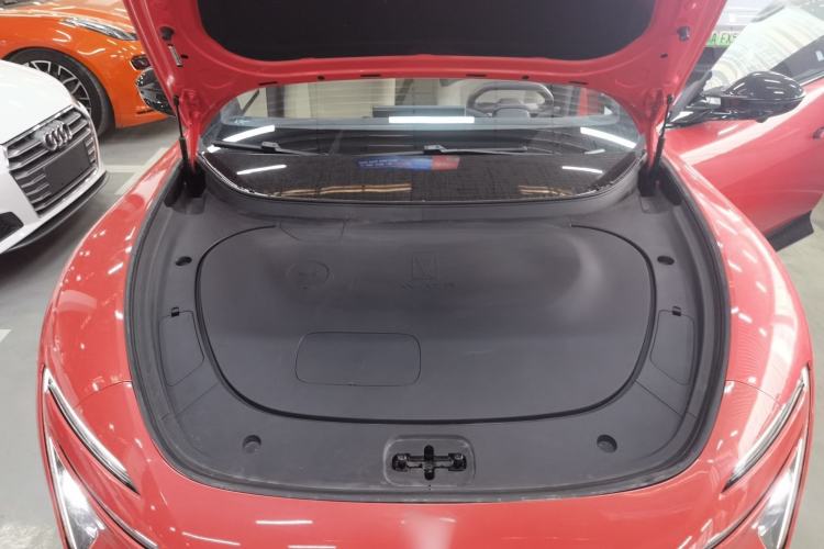 Used Avatr 06 2025 Max Extended-Range Edition Engine Bay